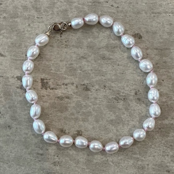 Ariel Gordon Jewelry - NEW Ariel Gordon Pearl Hue Bracelet